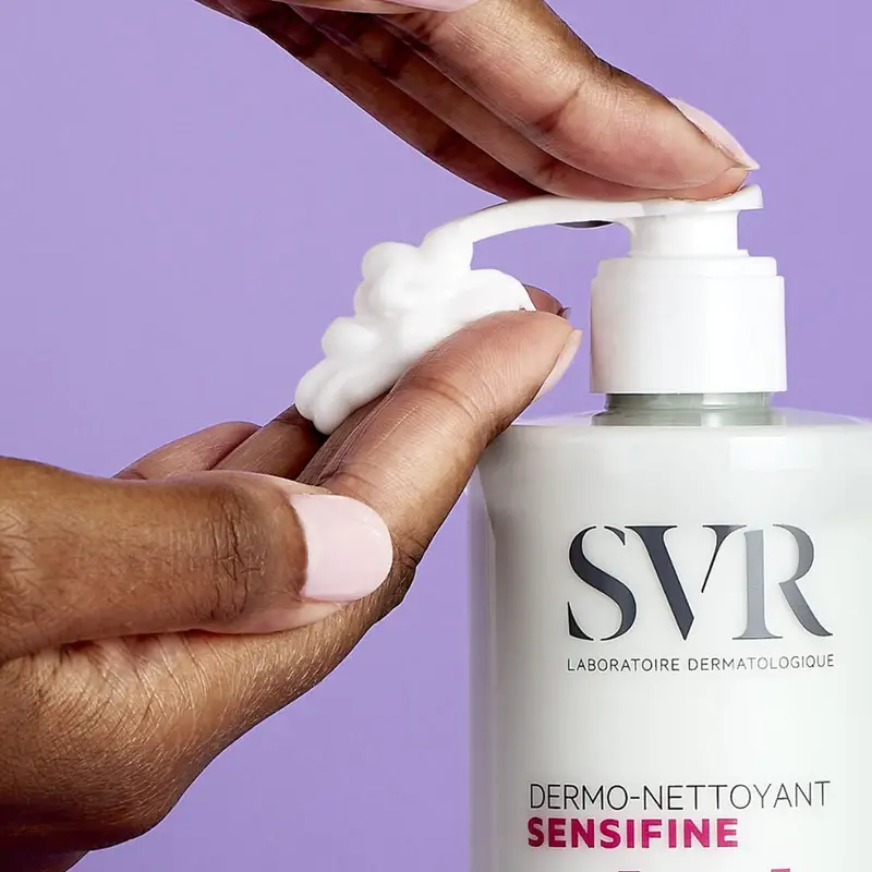 5.1-Sensifine-Dermo-Nettoyant-1027426-SVR-Soin_nettoyant_doux_pour_peaux_sensibles.webp