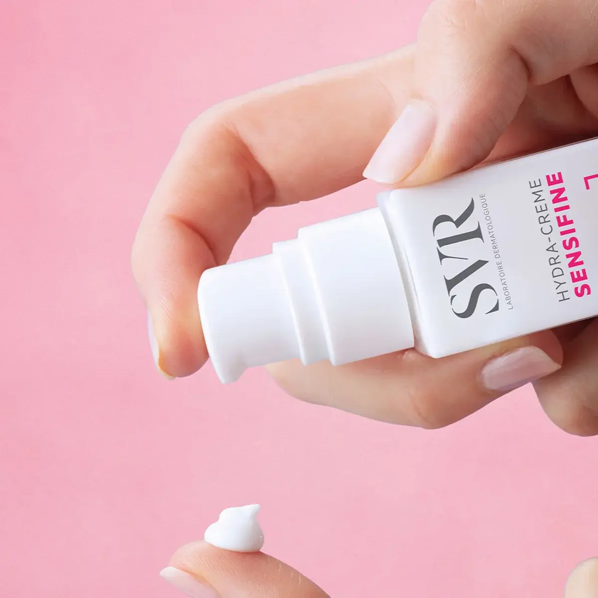 1.1-Sensifine-Hydra-Creme-1027016-SVR-Soinhydratantapaisantpourpeauxsensibles.webp