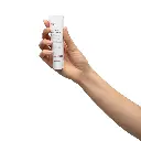 Sensilis-Skin-D-Pigment-AHA10-Overnight-30ml-hands-on_1.webp