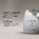 PDP-Complexion-Renewal-Pads-02.webp